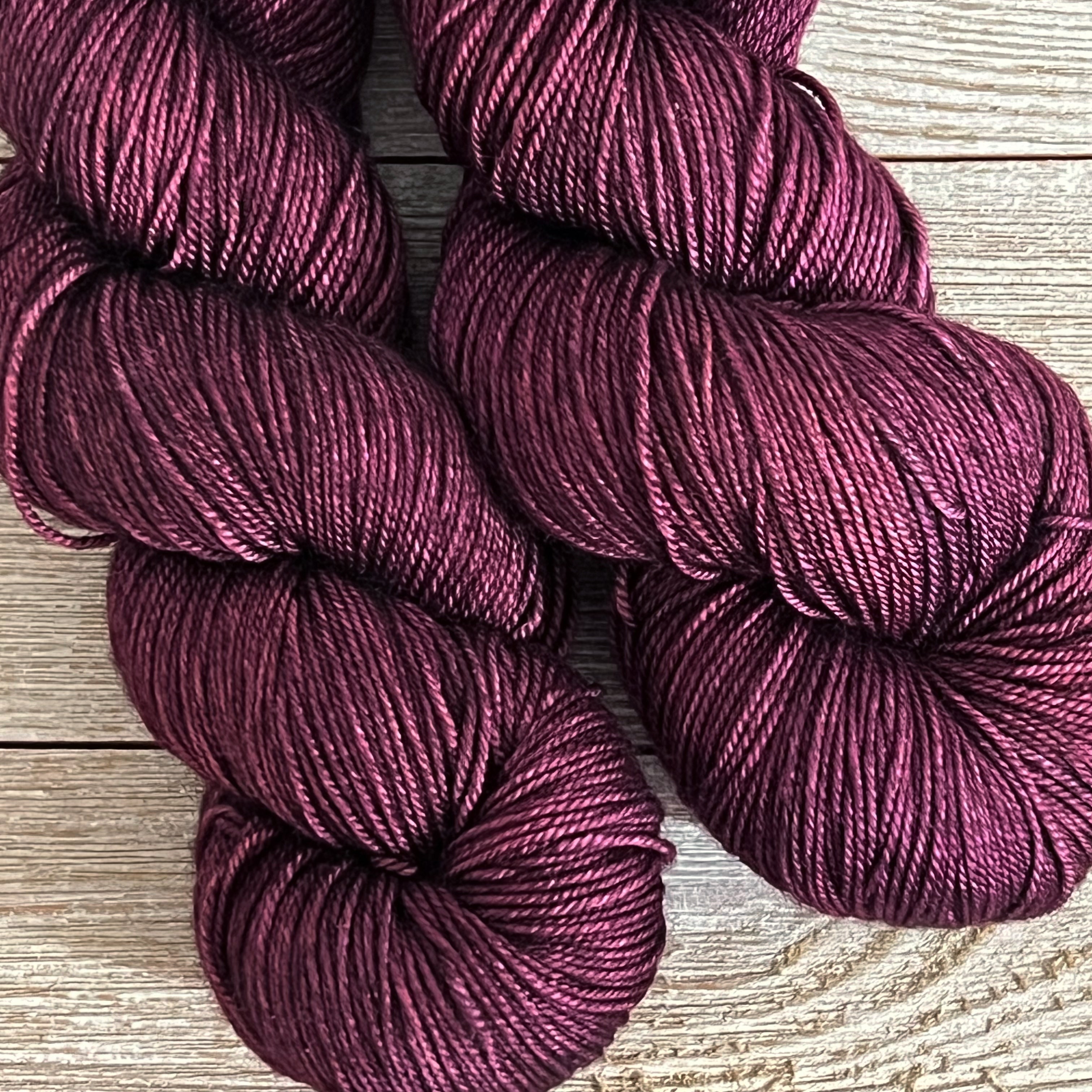 Dove ~ Sangria – The Woolen Rabbit