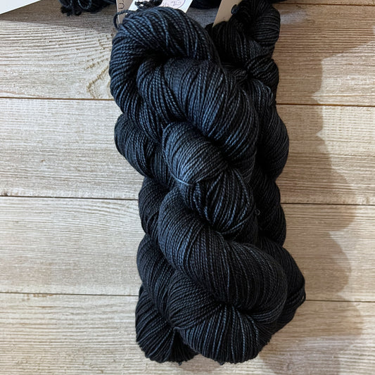 Pearl ~ Blackthorn